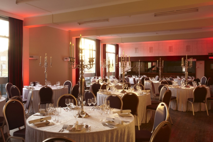 Cyril Grant room - red dining