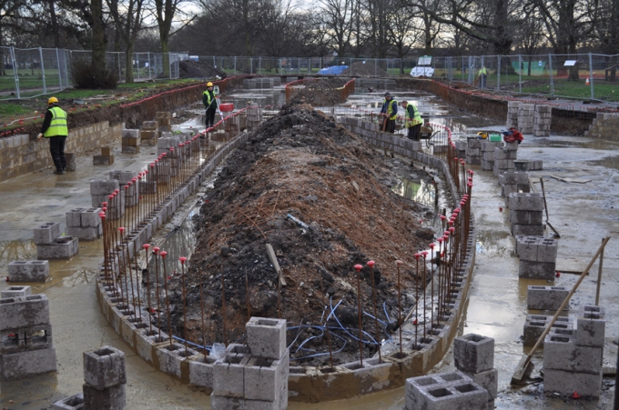 Walpole Park: Ongoing work to landscape and restore park (aejan14 0007)