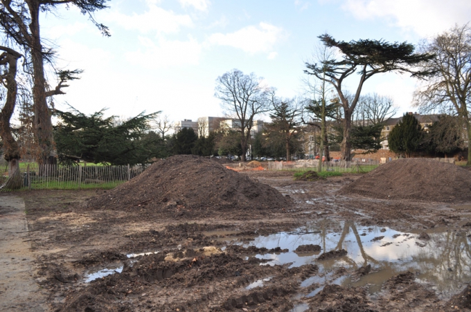 Walpole Park: Ongoing work to landscape and restore park (aejan14 0029)